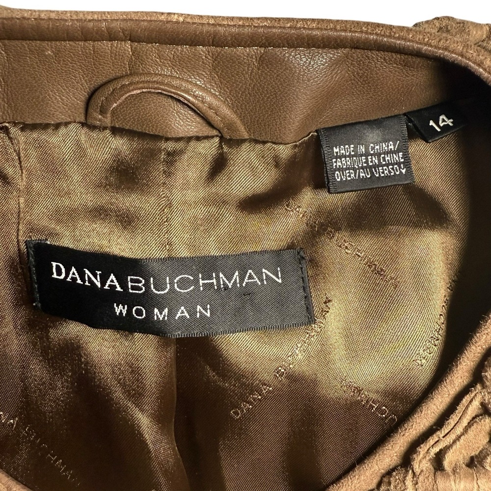 Elegant Tan Women's Jacket By Dana Buchman- Suede Leather with leather cuffs. - Picture 6 of 10